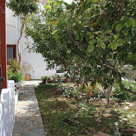 Helios Serifos Livadi  Luaran gambar