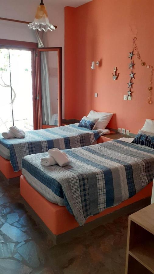 Helios Serifos Livadi  Luaran gambar